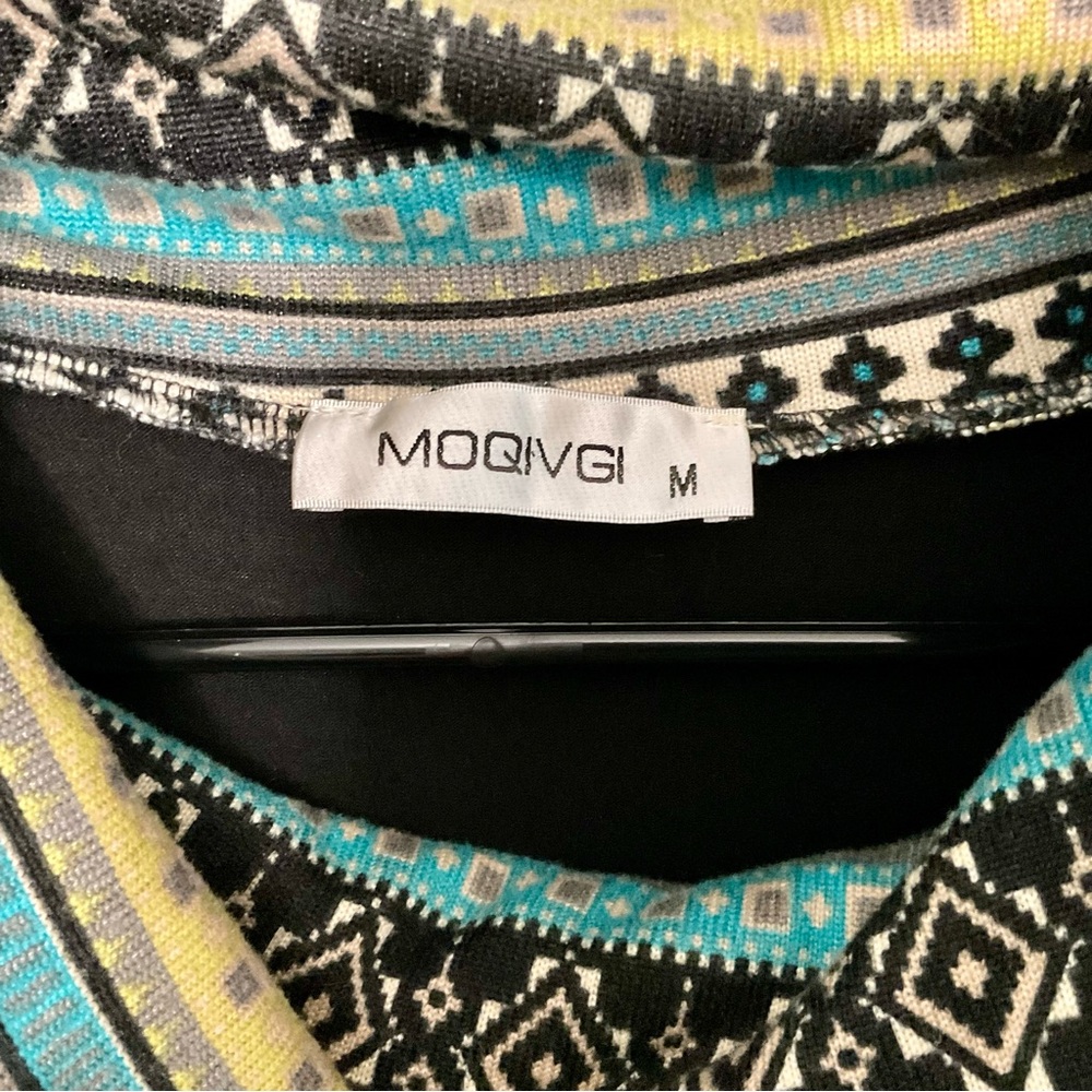 Moqivgi Cowl Neck Tunic Tribal Pattern - Picture 5 of 8